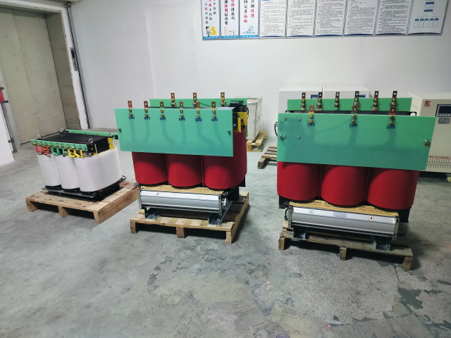 兴和KS11-1000KVA矿用变压器